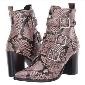 Steve Madden Snakeskin Hattie Bootie 7.5